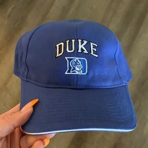 Vintage Duke hat
